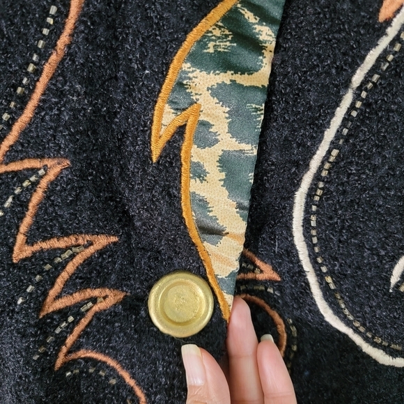 Alex Kim Black/Gold Boucle Jacket Sz M Embroidery Patches Button-Up Lined Pocket - Picture 7 of 12